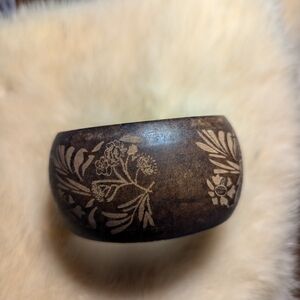 🤎 Vintage Floral Carved Wooden Bangle Boho Natural Hippie